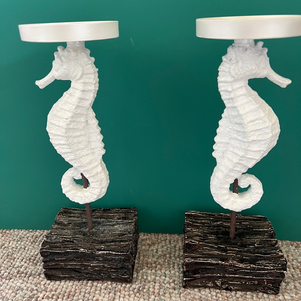 Pair Seahorse candle holders NWOT